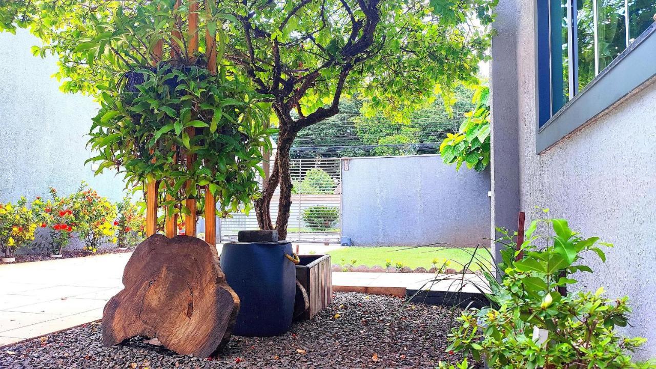 Villa Linda Casa Bairro Tranquilo Prox Cataratas Foz do Iguaçu Esterno foto